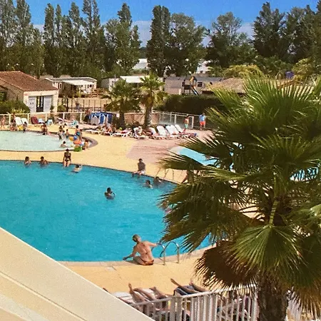 Oasis De Detente مكان تخييم Fréjus