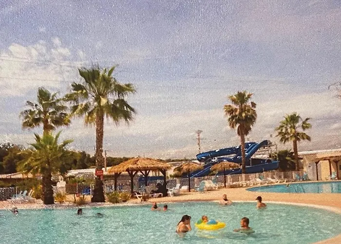 Oasis De Detente Parque de Campismo Fréjus