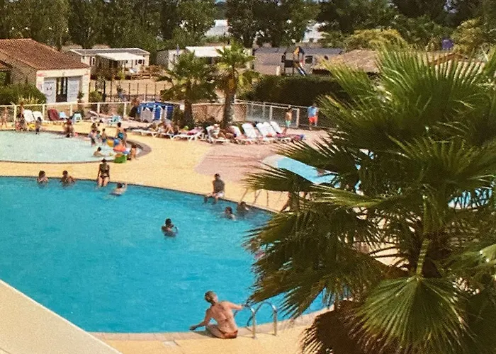 Oasis De Detente Parque de Campismo Fréjus